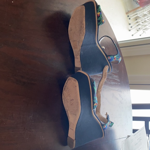 Tori Burch Wedges - Picture 3 of 4
